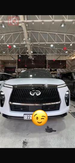 Infiniti QX80